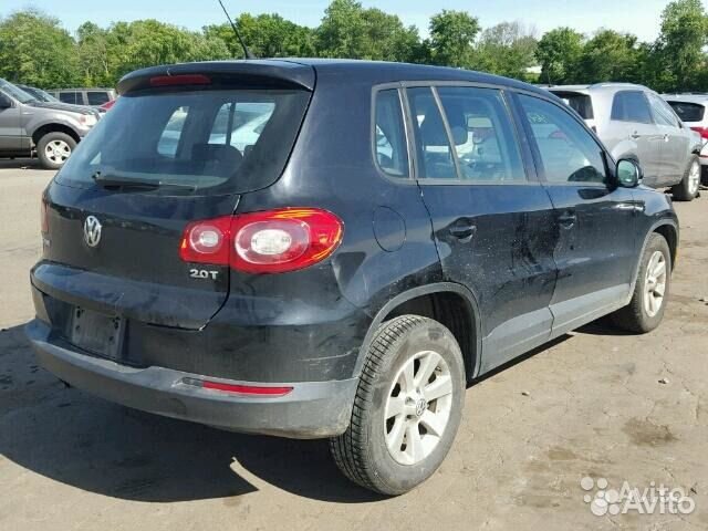 Капот фара бампер дверь Volkswagen Tiguan Капот фара бампер дверь Volkswagen Tiguan