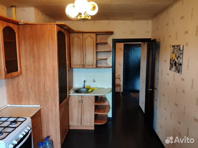 1-к квартира, 50 м², 3/10 эт.