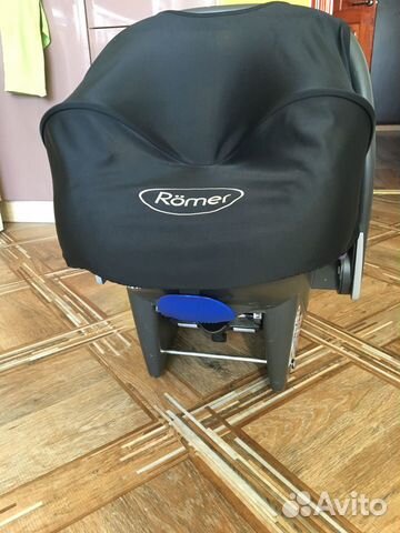 Продам автомобильное кресло Romer (люлька) 0-13 кг