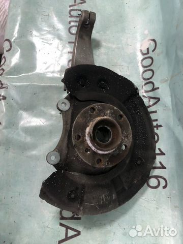 Кулак поворотный правый BMW 5 f10 бмв 5 ф10