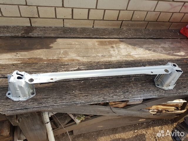 Усилитель бампера субару форостер 2011 года