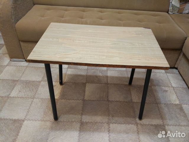 Журнальный столик