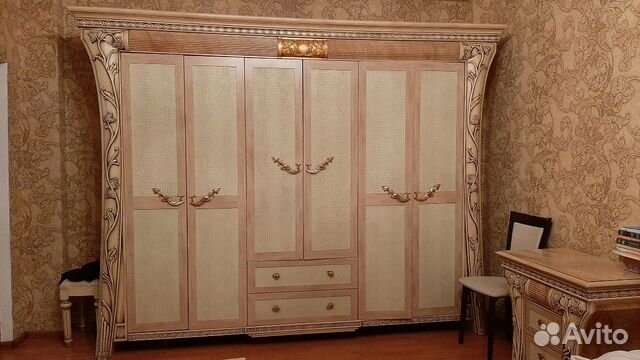 Спальный гарнитур 