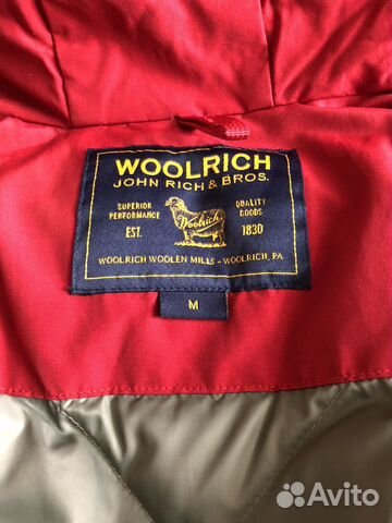 Парка пуховик Woolrich красная Парка пуховик Woolrich красная