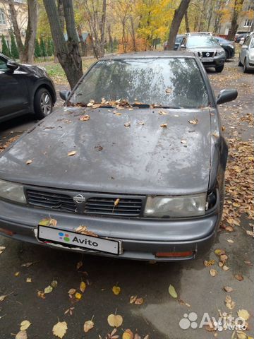 Фара передняя правая и левая Nissan Maxima, 1991 Фара передняя правая и левая Nissan Maxima, 1991