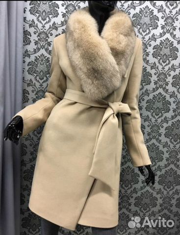 Пальто зимнее с мехом