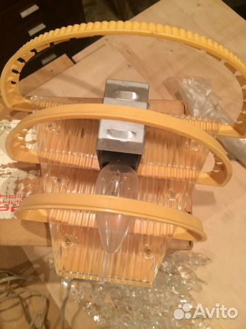 Настенный светильник искра