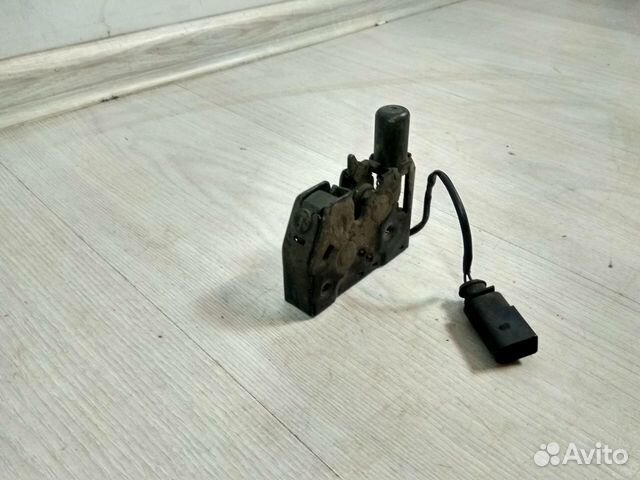 Замок капота Audi A6 C7