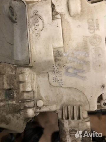 Замок двери передней правой Audi a6 c6 4F allroad Замок двери передней правой Audi a6 c6 4F allroad