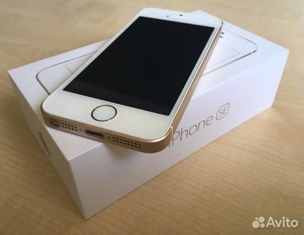 iPhone SE 32Gb Gold (Идеальное состояние) iPhone SE 32Gb Gold (Идеальное состояние)