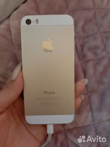 Телефон iPhone 5s Телефон iPhone 5s