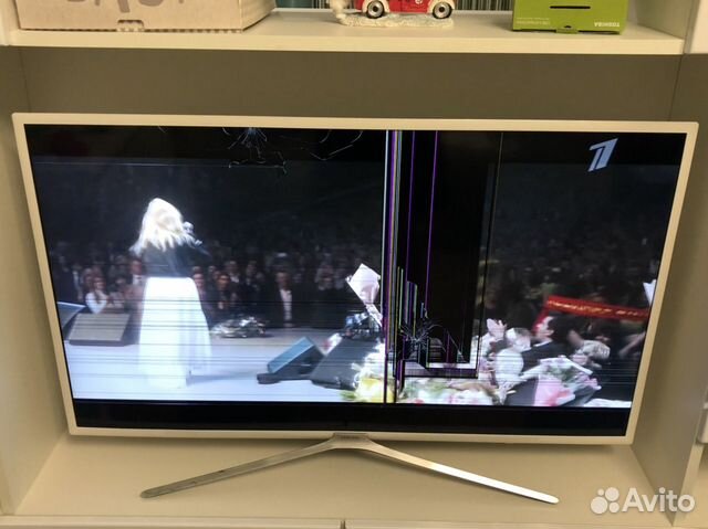 SAMSUNG Smart TV Full HD SAMSUNG Smart TV Full HD