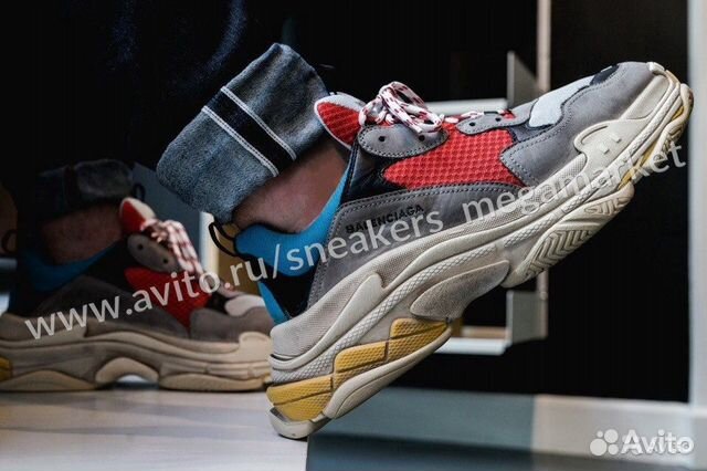 Кроссовки Balenciaga Triple S Кроссовки Balenciaga Triple S