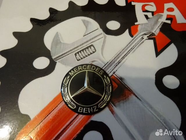 Эмблема в руль Mercedes 52мм