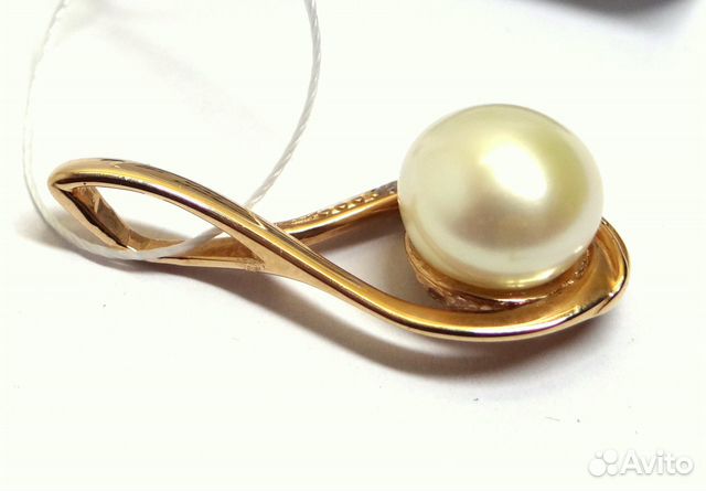 Новый кулон с жемчугом из золота 585 пробы Новый кулон с жемчугом из золота 585 пробы