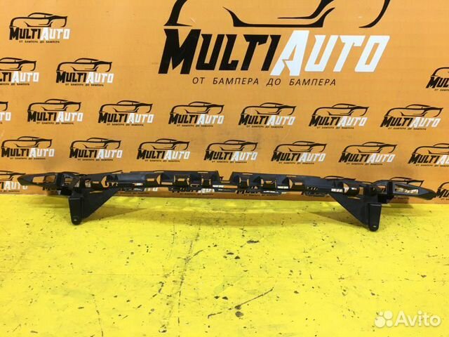 Кронштейн бампера передний Mercedes Cls W218