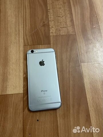 Телефон iPhone 6s Телефон iPhone 6s