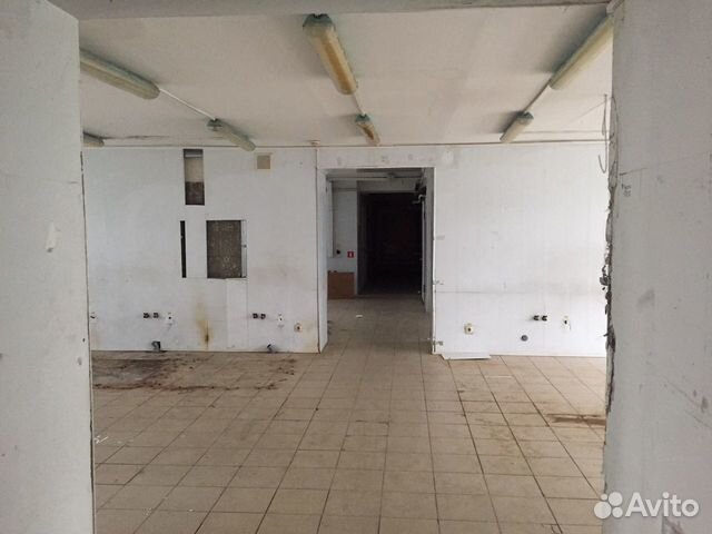 Помещение свободного назначения, 290 м²
