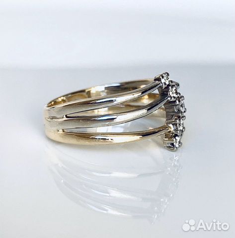 Золотое кольцо с бриллиантами