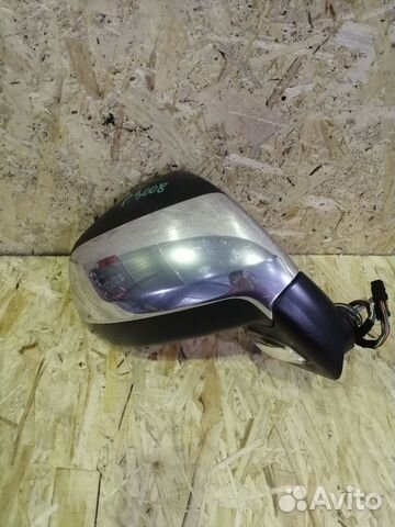 Зеркало правое Peugeot 3008