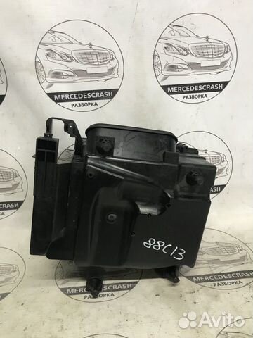 Корпус воздушного фильтра Mercedes W246 B 2011)