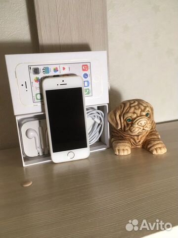 Телефон iPhone 5S 16 Гб Телефон iPhone 5S 16 Гб