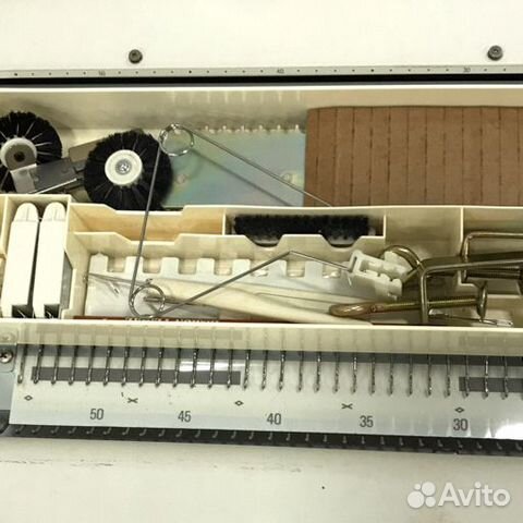 Вязальная машина Сильвер Рид silver reed SK-890 Вязальная машина Сильвер Рид silver reed SK-890