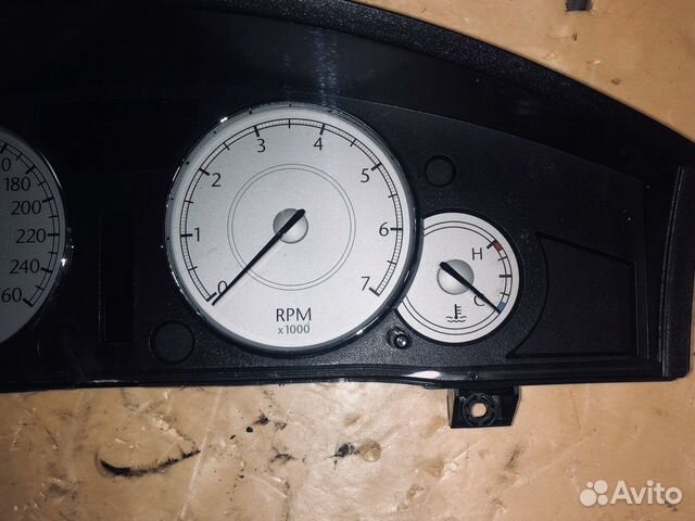 Панель приборов Chrysler 300C P56044943AF Панель приборов Chrysler 300C P56044943AF