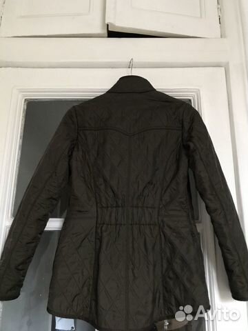 Женская стеганая куртка Barbour Женская стеганая куртка Barbour