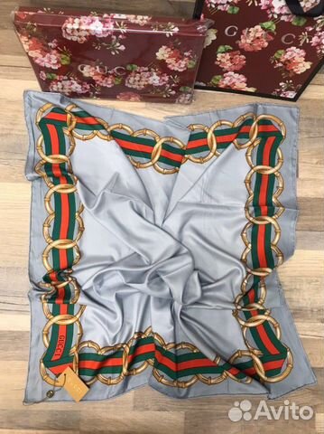 Новый женский шёлковый платок Gucci Новый женский шёлковый платок Gucci