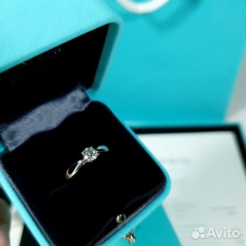 Кольцо Tiffany & Co 0.26 ct оригинал Кольцо Tiffany & Co 0.26 ct оригинал