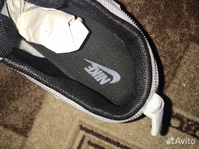 Кроссовки Nike