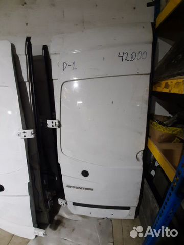 Дверь задняя левая Mercedes-Benz Sprinter W906 Дверь задняя левая Mercedes-Benz Sprinter W906