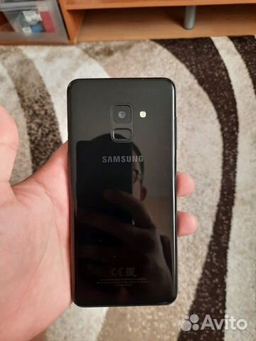 Телефон SAMSUNG Galaxy A8 Телефон SAMSUNG Galaxy A8