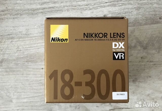 Новый Nikon AF-S DX 18-300mm f/3.5-6.3G ED VR Новый Nikon AF-S DX 18-300mm f/3.5-6.3G ED VR