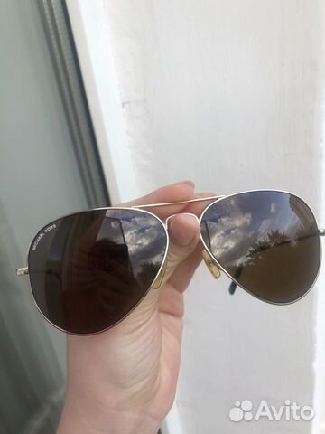 Очки солнцезащитные женские Michael Kors Очки солнцезащитные женские Michael Kors