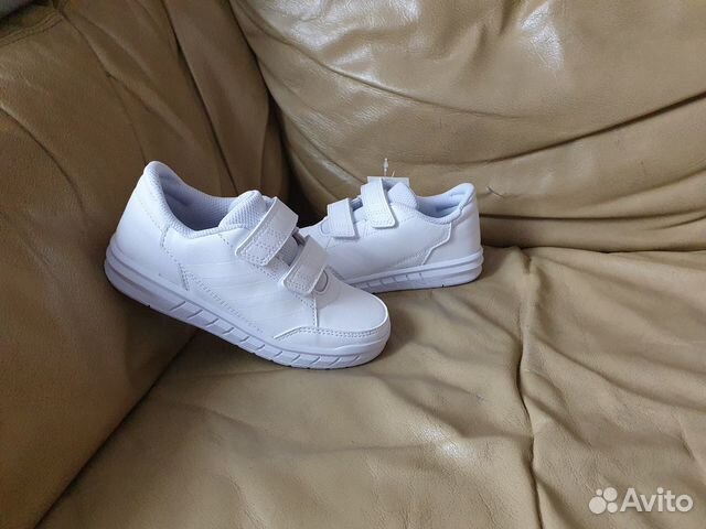 Кроссовки Adidas новые детские 28, 29 и 30 р Кроссовки Adidas новые детские 28, 29 и 30 р