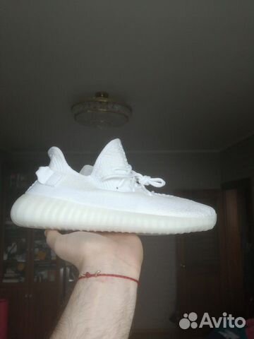 Кроссовки Adidas белые Кроссовки Adidas белые