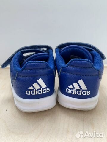 Кроссовки adidas