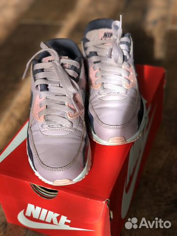 Кроссовки Nike