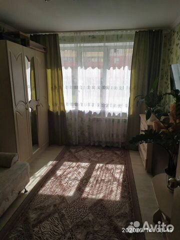 2-к квартира, 54 м², 1/10 эт.