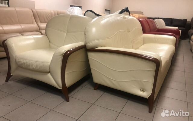 Итальянский кожаный диван с 2 креслами, Nieri