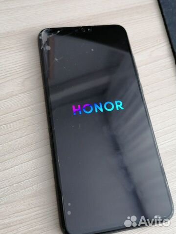 Телефон Honor 8x