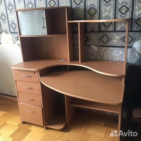 Компьютерный стол Компьютерный стол
