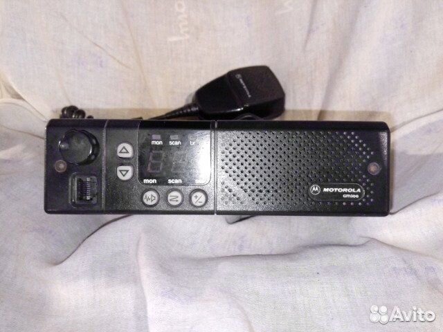 Радиостанция Motorola GM300 Радиостанция Motorola GM300
