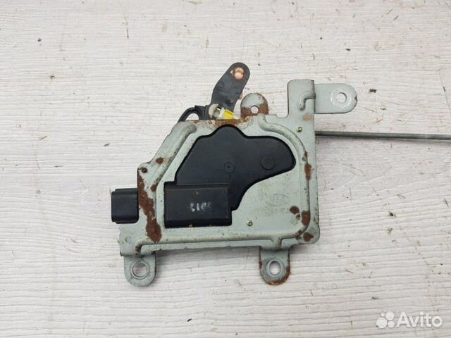 Актуатор крышки багажника Kia Sorento 1 D4CB 2005