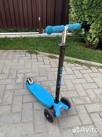 Самокат Micro Maxi в отличном состоянии Самокат Micro Maxi в отличном состоянии