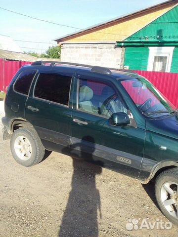 Chevrolet niva 2004