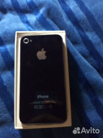 Телефон iPhone 4s