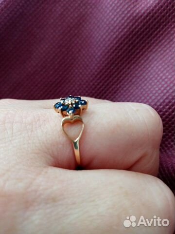 Золотое кольцо с сапфирами, новое с биркой Золотое кольцо с сапфирами, новое с биркой